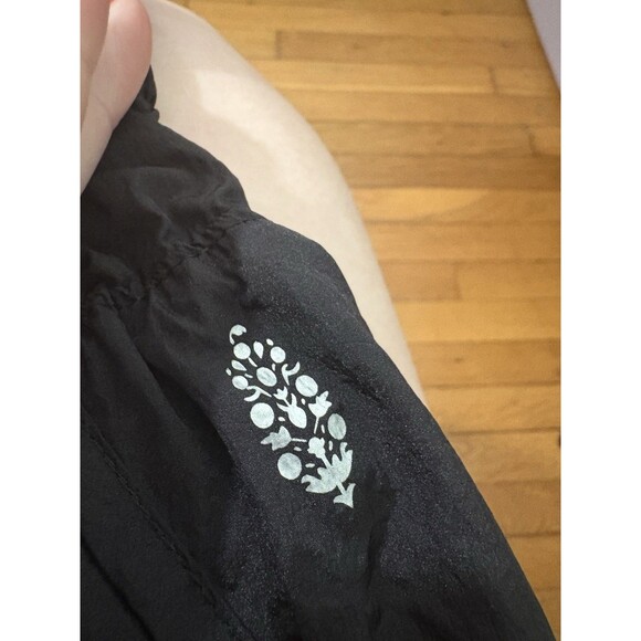 Free People Movement Size M The Way Home Short Black - Picture 4 of 6